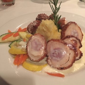Global Grill - New American Near Me - Pensacola, Florida