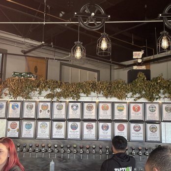 Faction Brewing - Breweries Near Me - Alameda, California