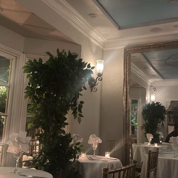 Il Cielo - Italian Near Me - Beverly Hills, California