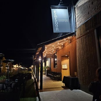 Gather in Jackson Hole - Outside - New American Near Me - Jackson, Wyoming Gather in Jackson Hole - Outside - New American Near Me - Jackson, Wyoming