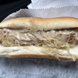 Hounds Hotdogs & Gyros - Kraut Dog w/ Stadium Mustard