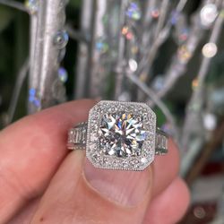 Scontsas Fine Jewelry & Home Decor