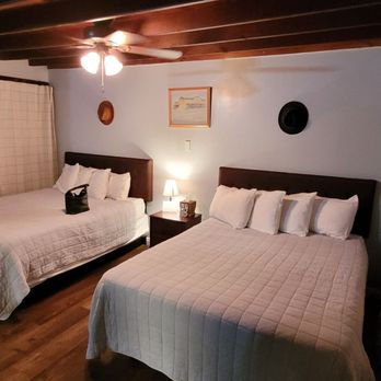 SageBrush Inn - Queen beds - Hotels Near Me - Tombstone, Arizona