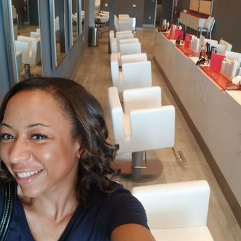 Blo Blow Dry Bar - Blow Dry/Out Services Near Me - Irving, Texas