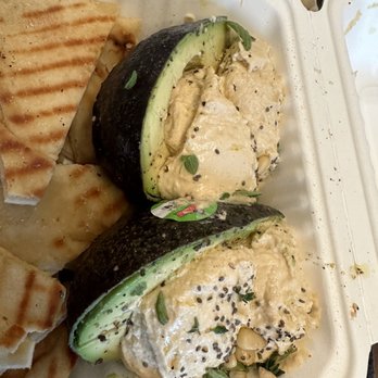 Avocado plate - ingredients were missing