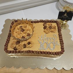 Crowned Cakes - One of the extra