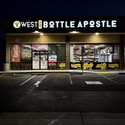 Westview Bottle Apostle  - Outside
