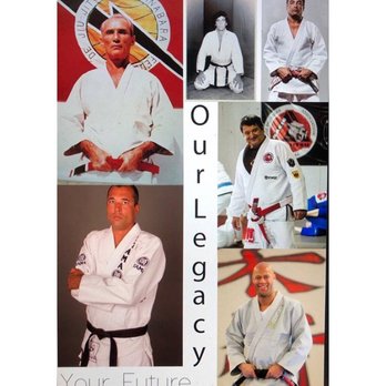 Gracie Lake Norman - At Gracie LKN, our legacy is your future: 100% Authentic Gracie Jiu-Jitsu & Self-Offense. - Self-defense Classes Near Me - Mooresville, North Carolina Gracie Lake Norman - At Gracie LKN, our legacy is your future: 100% Authentic Gracie Jiu-Jitsu & Self-Offense. - Self-defense Classes Near Me - Mooresville, North Carolina