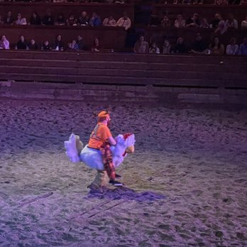 Dolly Parton's Stampede - Performing Arts Near Me - Pigeon Forge, Tennessee