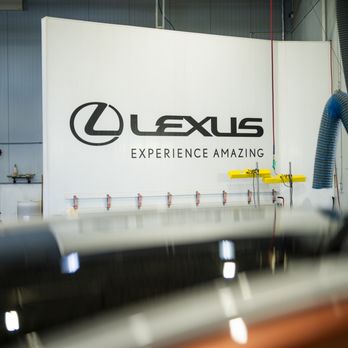 Lexus Of Royal Oak - Our detail bay - Car Dealers Near Me - Calgary, Alberta Lexus Of Royal Oak - Our detail bay - Car Dealers Near Me - Calgary, Alberta