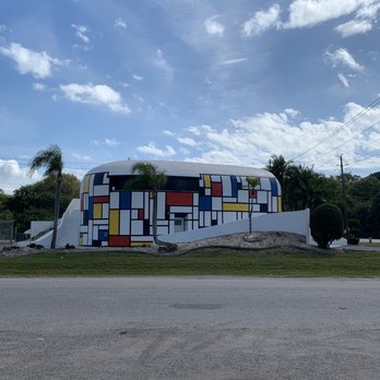 Taqueria Guanajuato - Cool building across the street - Mexican Near Me - Ruskin, Florida Taqueria Guanajuato - Cool building across the street - Mexican Near Me - Ruskin, Florida