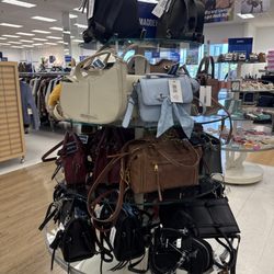 Marshalls & HomeGoods