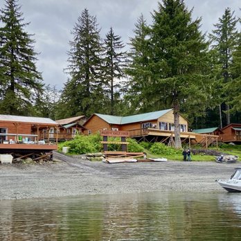 Majestic Eagle Lodge - Majestic Eagle Lodge - Fishing Near Me - Petersburg, Alaska Majestic Eagle Lodge - Majestic Eagle Lodge - Fishing Near Me - Petersburg, Alaska