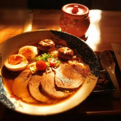 A Casa Lamian - Lamian des Hauses, Super Bowl Lecker!