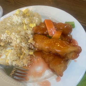 Furi Chinese Restaurant - Half eaten lunch yummy - Cantonese Near Me - Edmonds, Washington Furi Chinese Restaurant - Half eaten lunch yummy - Cantonese Near Me - Edmonds, Washington