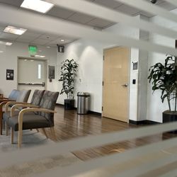 Keck Medicine of USC - - 9/18/24 In lobby, waiting for Hubby's name to be called in, annual check up