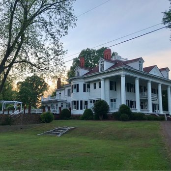 Twelve Oaks Bed and Breakfast - Bed & Breakfast Near Me - Covington, Georgia