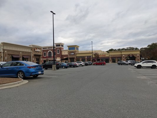 SUN VALLEY COMMONS - Updated October 2025 - 6467 Old Monroe Rd, Indian