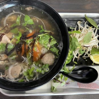 An Noodles and Pho - Combination Pho - Asian Fusion Near Me - La Mirada, California