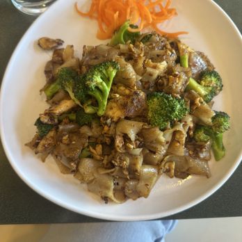Thai Papaya - Pad See Ew - Thai Near Me - Allen, Texas