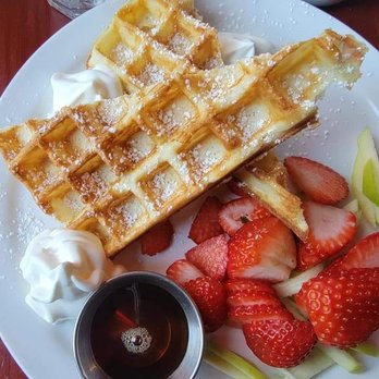 Le Petit Déjeuner - Breakfast & Brunch Near Me - Toronto, Ontario Le Petit Déjeuner - Breakfast & Brunch Near Me - Toronto, Ontario