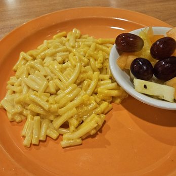 Village Inn - Kids mac and cheese with fresh fruits - Breakfast & Brunch Near Me - Tucson, Arizona Village Inn - Kids mac and cheese with fresh fruits - Breakfast & Brunch Near Me - Tucson, Arizona