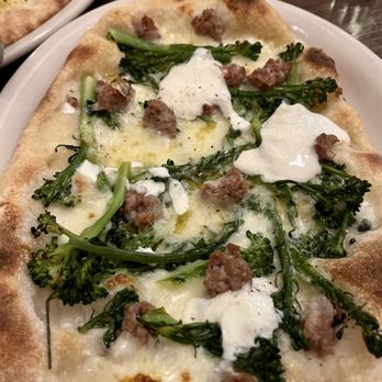 Montesacro Walnut Creek - Maranella pinsa - Italian Near Me - Walnut Creek, California