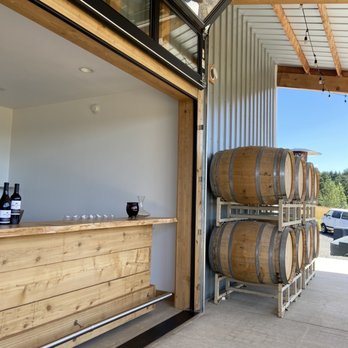 King's North - a wine tasting area with barrels - Wine Tasting Room Near Me - Newberg, Oregon