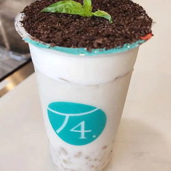 T4 - Los Gatos - Potted Plant Milktea.
(Earl grey milktea base topped with seasalt cream and crushed oreo cookies).