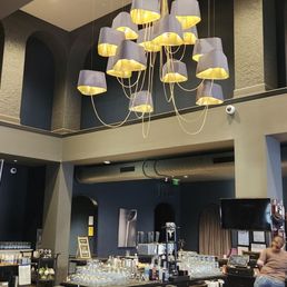 Main bar