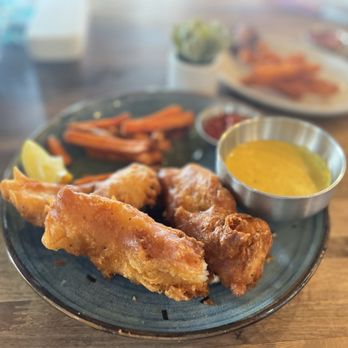 Eureka! - Fish and chips - American Near Me - Indian Wells, California