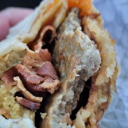 Honey Lake Cafe Cafe and Deli - Worse than a MRE!
