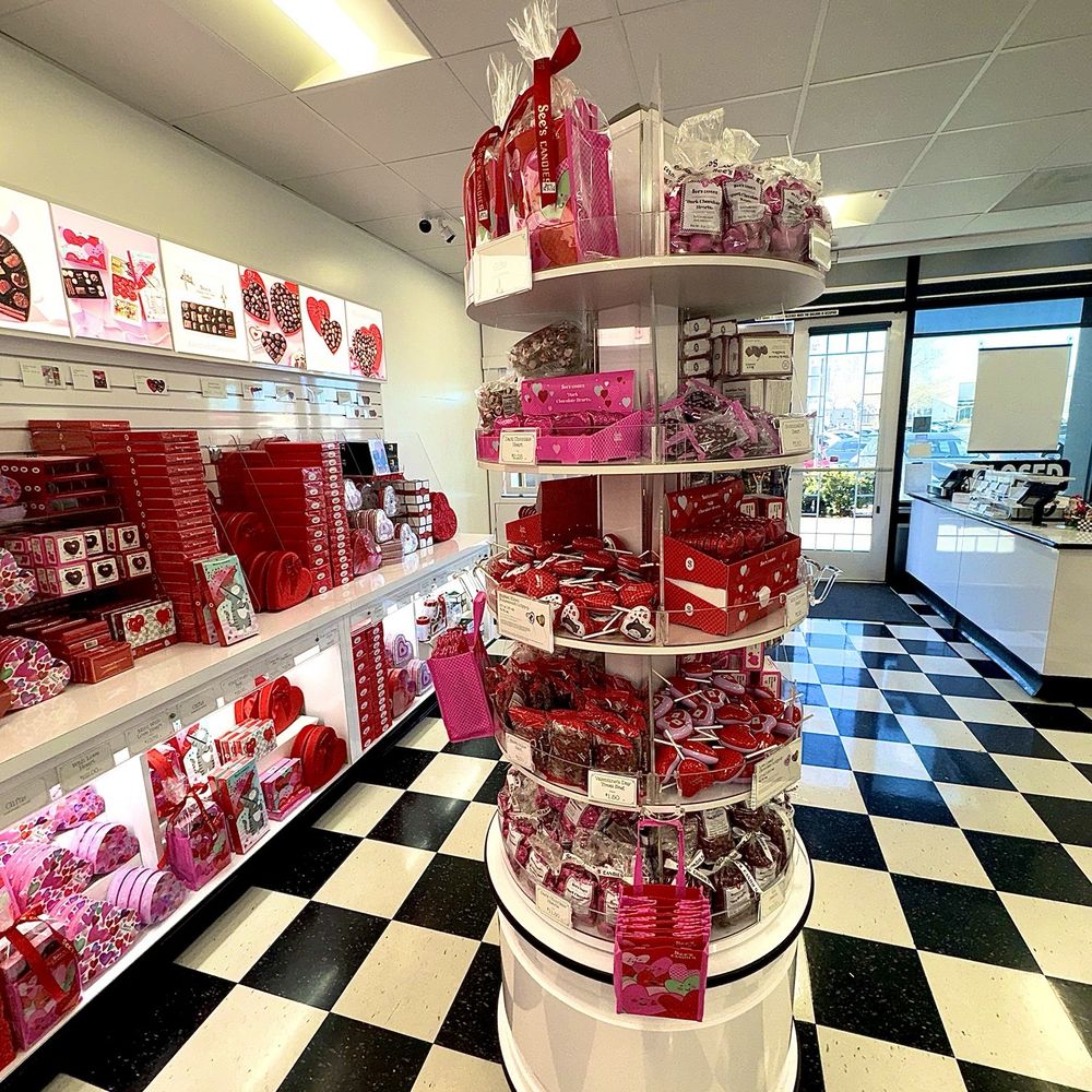 See's Candies - Valentine's Day store display - Chocolatiers & Shops Near Me - San Jose, California See's Candies - Valentine's Day store display - Chocolatiers & Shops Near Me - San Jose, California