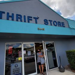 Children's Thrift Store - Mask fool walking out of the store just to COMPLY and immediately takes it off when leaving!! Really????!!!!