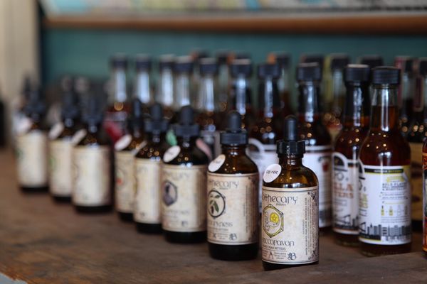 Collins & Coupe by null