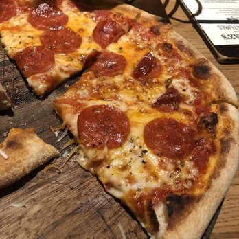 Burt & Max's - Pizza - Bars Near Me - Delray Beach, Florida