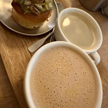 SAIN Boulangerie - Chai, Allonge, Pistachio Roll - Bakeries Near Me - Paris, 75 SAIN Boulangerie - Chai, Allonge, Pistachio Roll - Bakeries Near Me - Paris, 75
