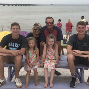 LuLu's Destin - Seafood Near Me - Destin, Florida
