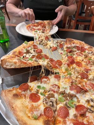 Pinos Pizza Al Centro by null