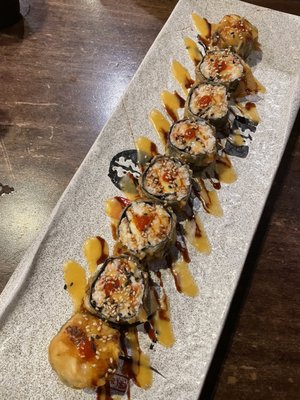 Photo of Taste of Tokyo - River Ridge, LA, US. 911 roll... no rice but so good