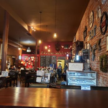 OMG! Burgers & Brew - Dining area - Burgers Near Me - Pendleton, Oregon OMG! Burgers & Brew - Dining area - Burgers Near Me - Pendleton, Oregon