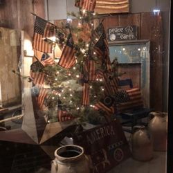 Olde Red Saltbox