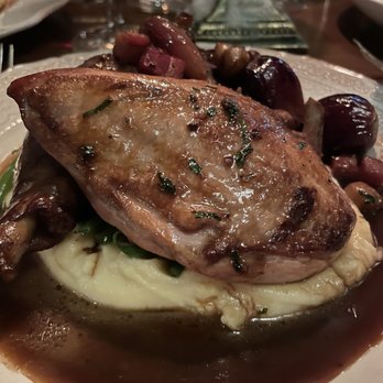 Maison Selby - Coq Au Vin - French Near Me - Toronto, Ontario Maison Selby - Coq Au Vin - French Near Me - Toronto, Ontario