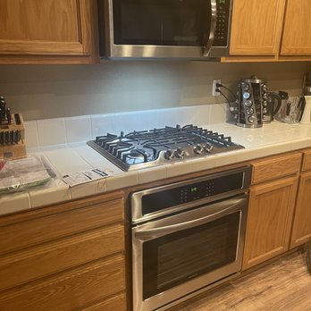 Valley Oak Appliance - New stove, oven and microwave - Appliances Near Me - Elk Grove, California Valley Oak Appliance - New stove, oven and microwave - Appliances Near Me - Elk Grove, California