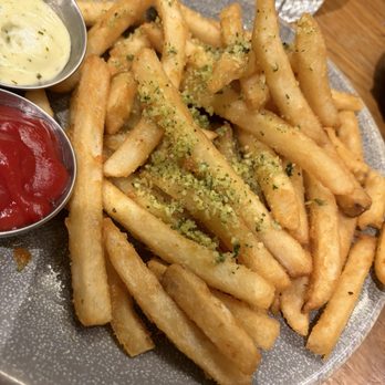 Isla & Co. - Midtown - Australian Near Me - New York, New York