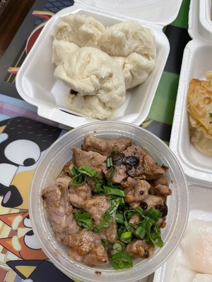 Wong's Chopsticks by null