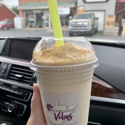 Nutritious Vibes - Pumpkin Cheesecake Shake - so good!