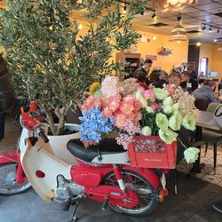 Di An Vietnamese Cuisine