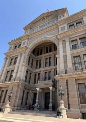 Texas Capitol by null