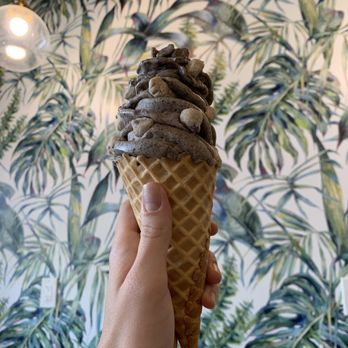 Rewind - Vegan ice cream with Oreos as the mix in and cookie dough as the topping - Bubble Tea Near Me - Chandler, Arizona